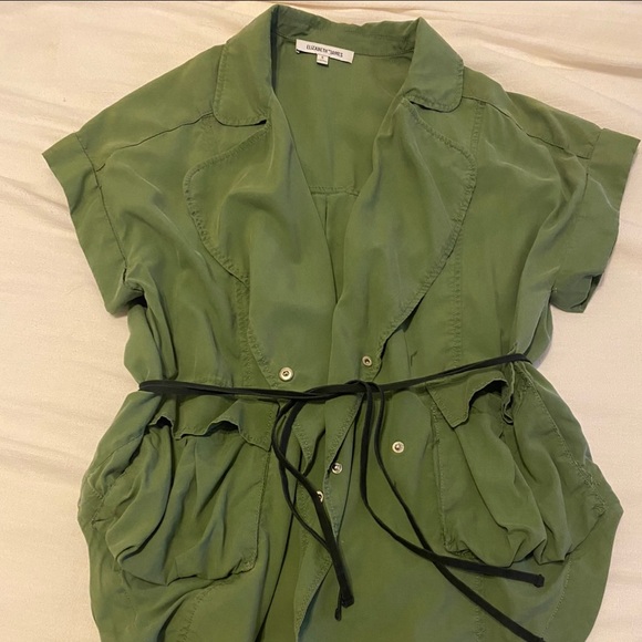 Elizabeth and James short sleeve light jacket - Picture 2 of 2